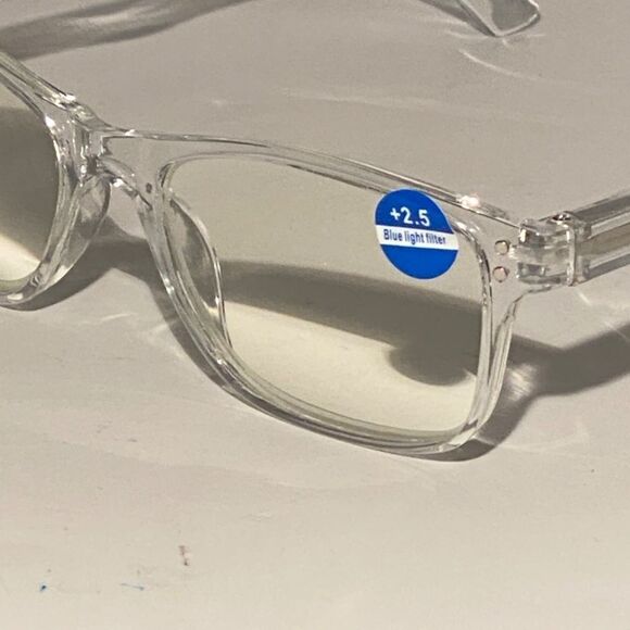 1438 Helen 2.5 Reading Glasses Thin Rectanle Bluelight Filter Clear Frames NWT - Picture 8 of 9